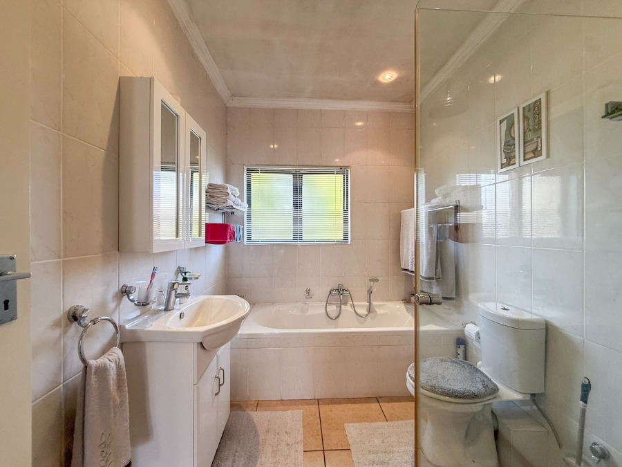 3 Bedroom Property for Sale in Melodie North West